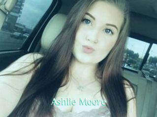 Ashlie_Moore