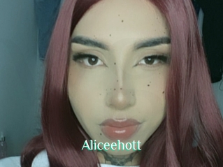 Aliceehott