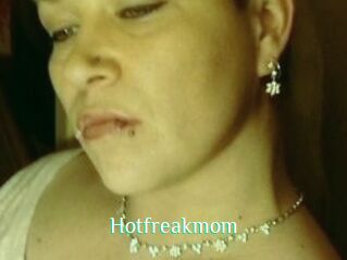 Hotfreakmom