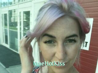 MaeHotKiss