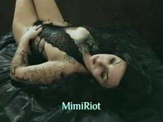 Mimi_Riot